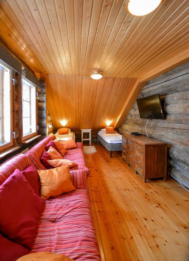 Ylläshilla Cottage Äkäslompolo Exteriör bild