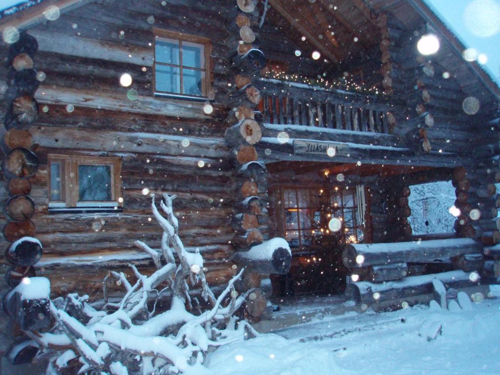 Ylläshilla Cottage Äkäslompolo Rum bild